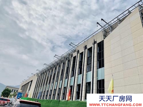 地鐵旁2000平現(xiàn)房獨棟8米挑高,提供免費車位