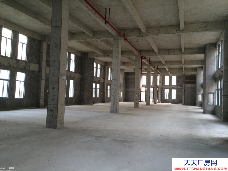 內(nèi)環(huán)高速路口——標(biāo)準(zhǔn)廠房——低價(jià)出售