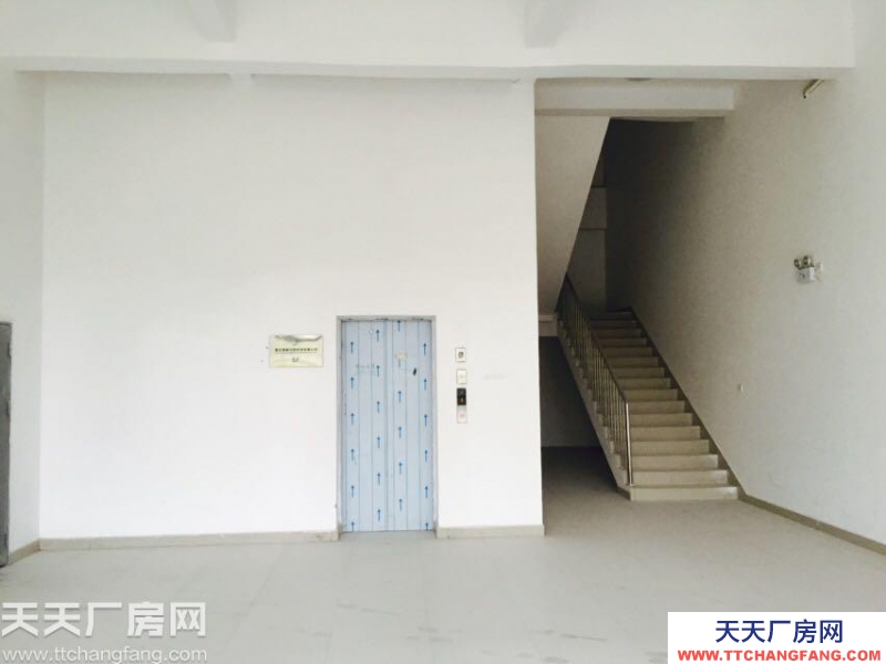 內(nèi)環(huán)旁，獨(dú)棟標(biāo)準(zhǔn)廠房租售，1000平起