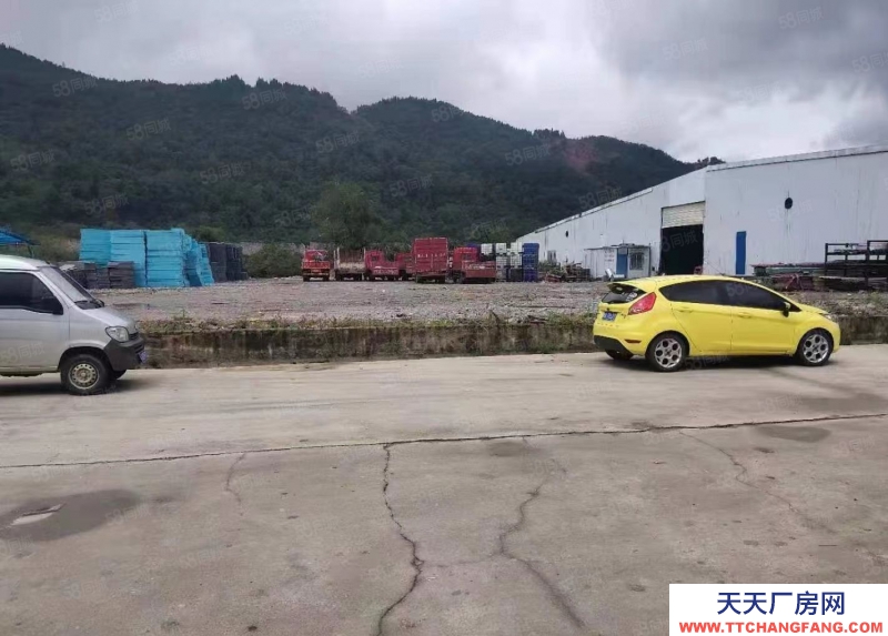 (出租) 白云區20000平廠房和40畝空壩出租