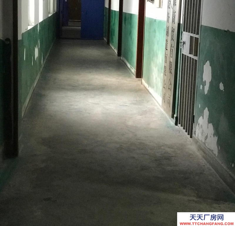 匯川市區(qū)內(nèi)交通方便安全24小時(shí)有保安