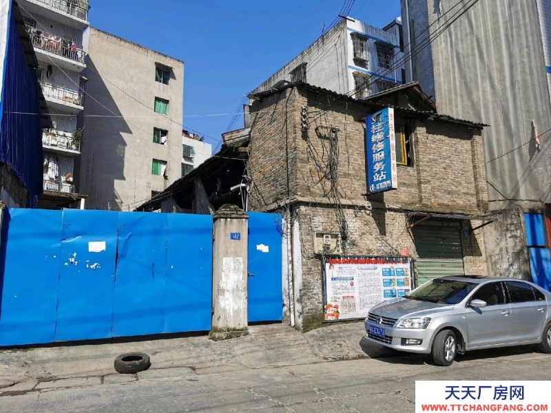 (出租) 廠房加門面出租駿逸天下后面街，有動力電。