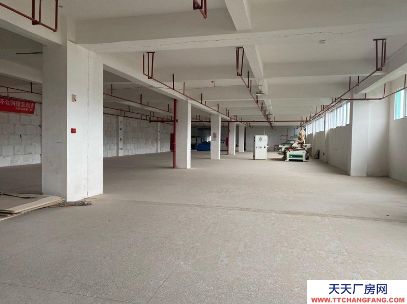 (出租) 可做生產(chǎn)廠房配置專業(yè)用電，也可做倉儲(chǔ)。