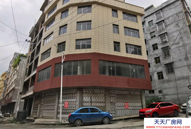 (出售) 6層半，一層門面，二層倉庫，3.4.5.6居住有