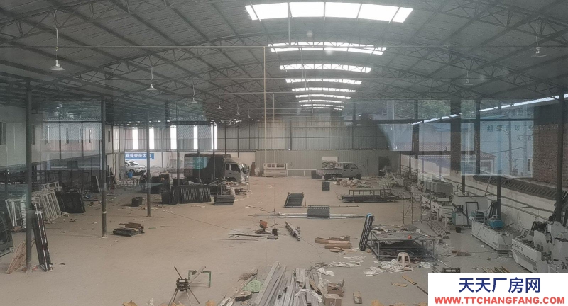 交通方便，水電齊全，有辦公室，展廳，宿舍