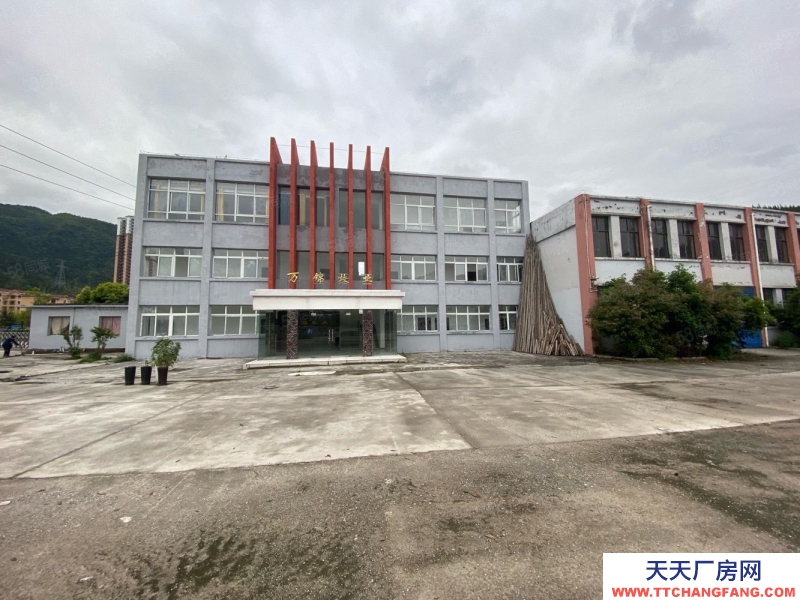 萬(wàn)山 獨(dú)立廠房出租 4000平米 可分租 帶壩子