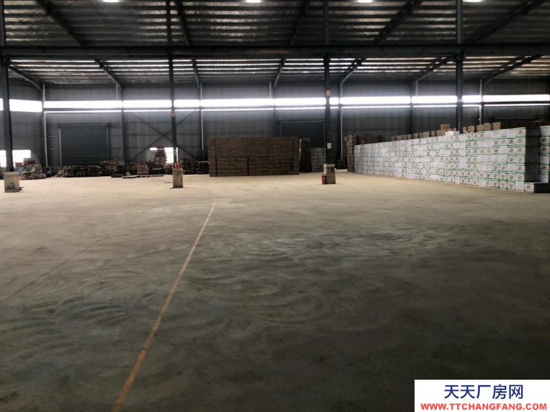 (出租) 標準帶航車廠房，8塊錢一平