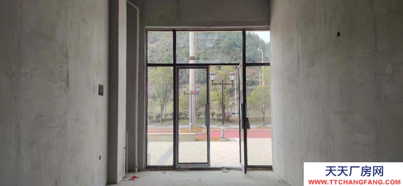 (出租) 出租都勻經(jīng)濟(jì)開發(fā)區(qū)勻東新區(qū)飛洋華府門面?zhèn)}庫兼用