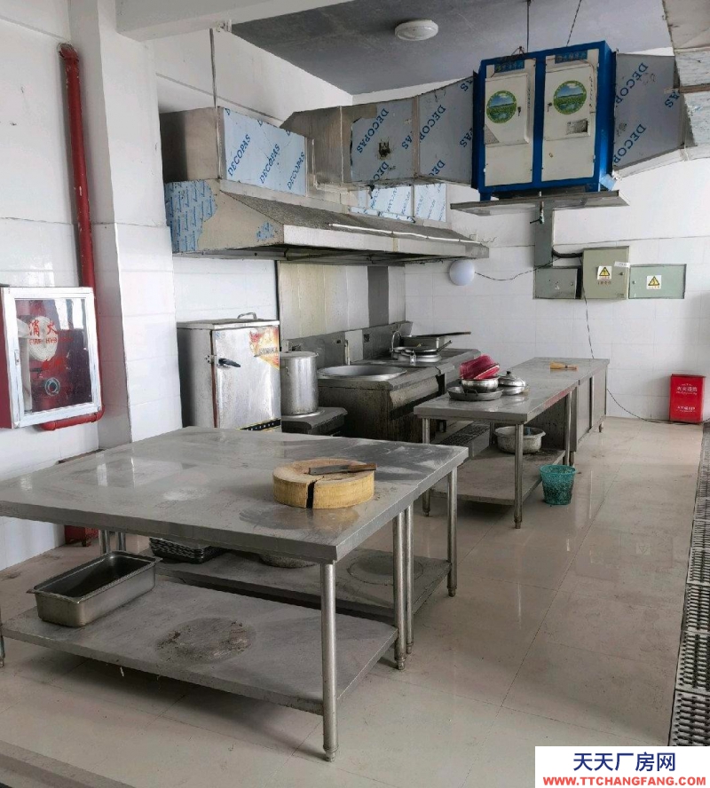 (出租) 業主自建廠房1萬平方和辦公樓及宿舍4千平方，手續齊全。