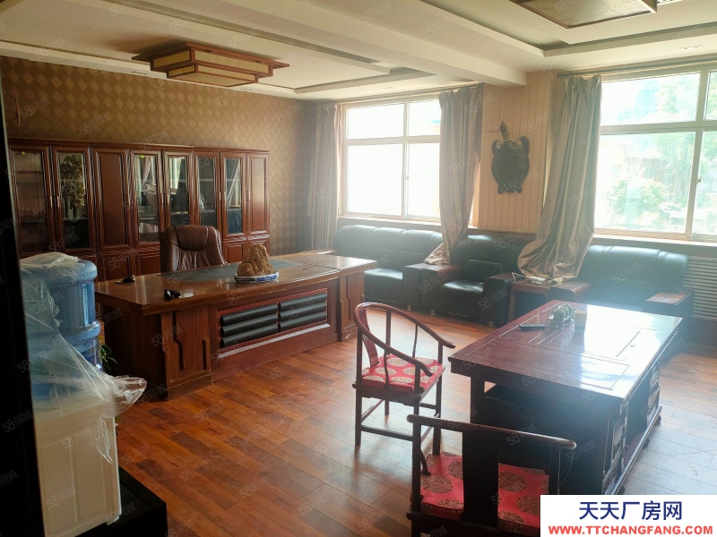 石家莊橋西安聯(lián)青年城西門，獨院3500平出租，適合培訓學校，辦公廠房等