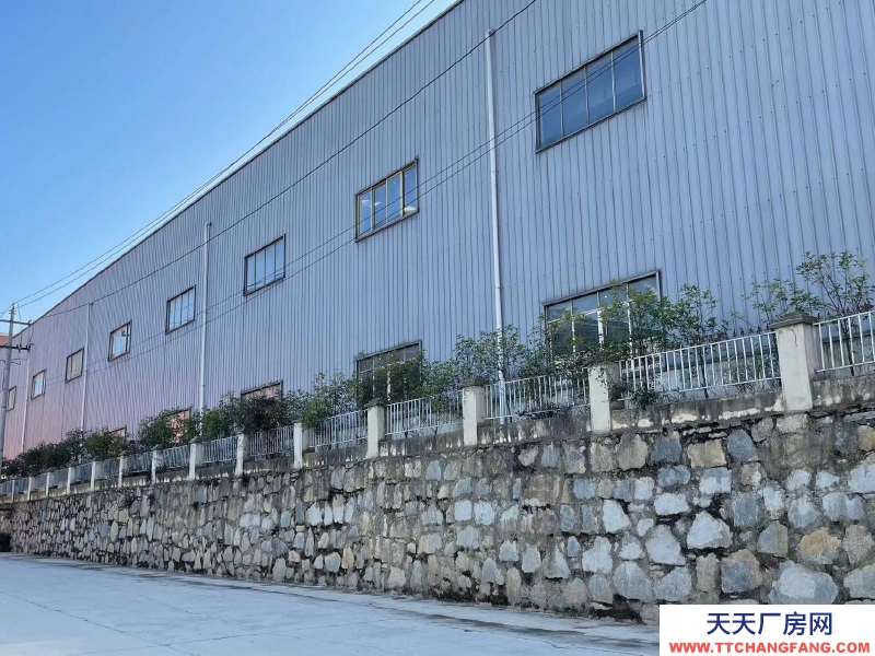 黔南龍里園區標準廠房出租，交通便利！配套完善！