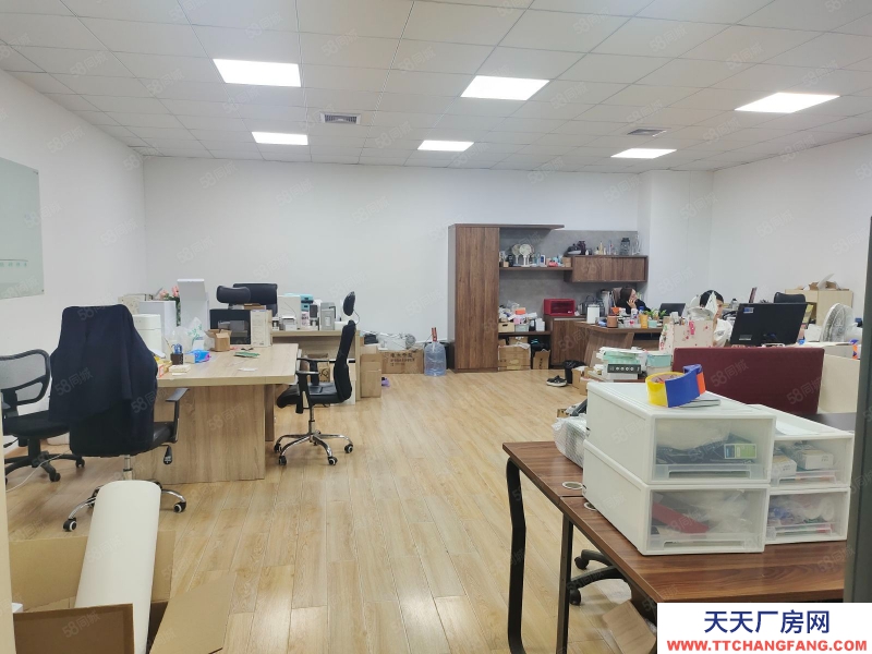 (出租) 廣州荔灣沙湖原房東，獨門獨院廠房5300方，200平起租，水電齊全。