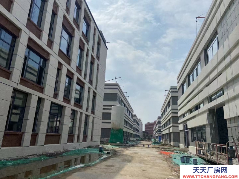 濟(jì)南歷下聯(lián)東標(biāo)準(zhǔn)廠房800至6400平，面積齊全可生產(chǎn)研發(fā)辦公倉儲