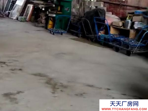 南寧市青秀區(qū)(出租) 廠房低價出租交通便捷，環(huán)境很好，中介勿擾