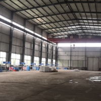 濟南市中新出十六里和高速出口18米大型車輛進出方便可整租可分