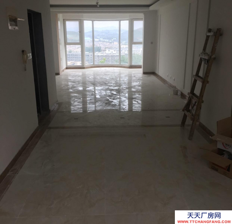 濟南市中房屋精裝修 位置好 樓層好