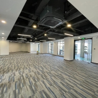 (出租）廣州海珠多條地鐵交匯出行 政策補(bǔ)貼 帶裝修園林辦公