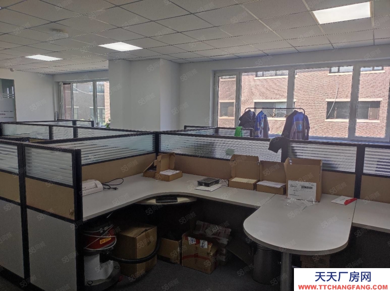 (出租) 于洪沙嶺廠房2800平，舉架12米，吊車(chē)10噸，吊下7.7米