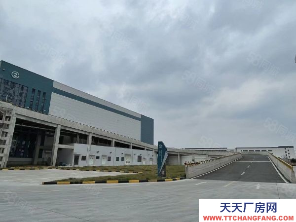 南京市 浦口浦泗路星火地鐵口丙二月臺(tái)庫(kù)10000平 可分租 場(chǎng)地超大