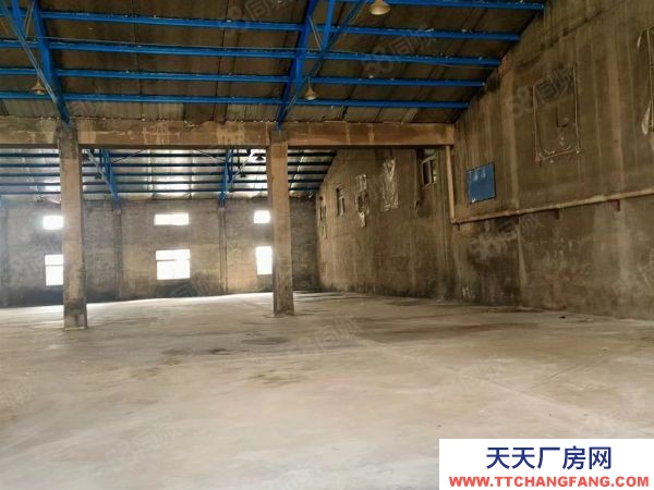 南京市浦口區(qū)六合1000平標(biāo)準(zhǔn)廠房 近主干道 交通便利 園區(qū)大車進(jìn)出方便