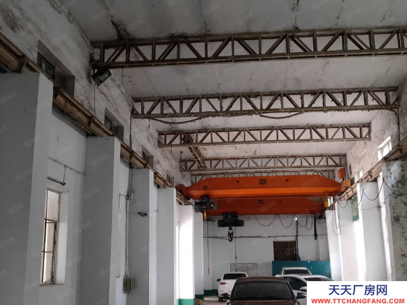 出租陵園街廠房2600平，獨門獨院，吊車10噸，可進大車