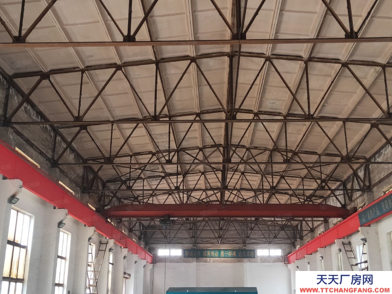 出租陵園街廠房2600平，獨門獨院，吊車10噸，可進大車