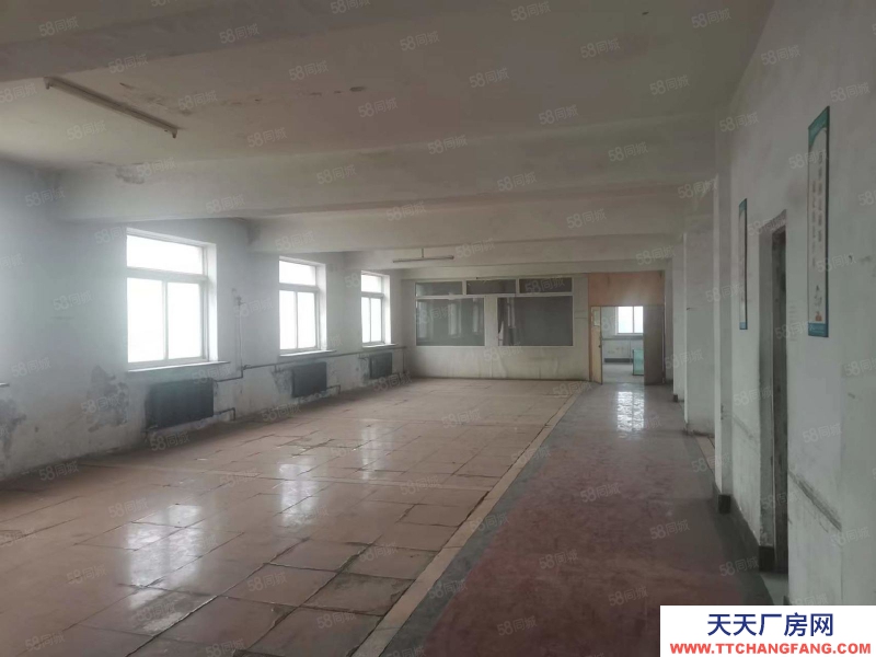 出租黃姑觀音屯附近框架廠房2000平（獨(dú)門獨(dú)院）交通便利.