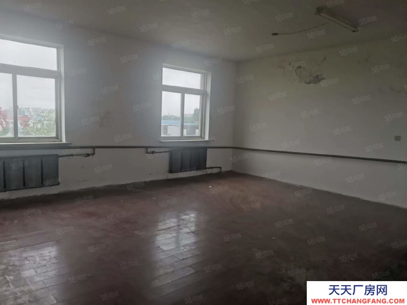 出租黃姑觀音屯附近框架廠房2000平（獨(dú)門獨(dú)院）交通便利.