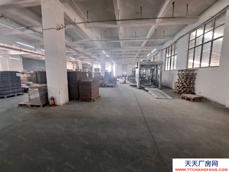 (出租) 南昌青山湖區廣州路標準廠房一樓出租