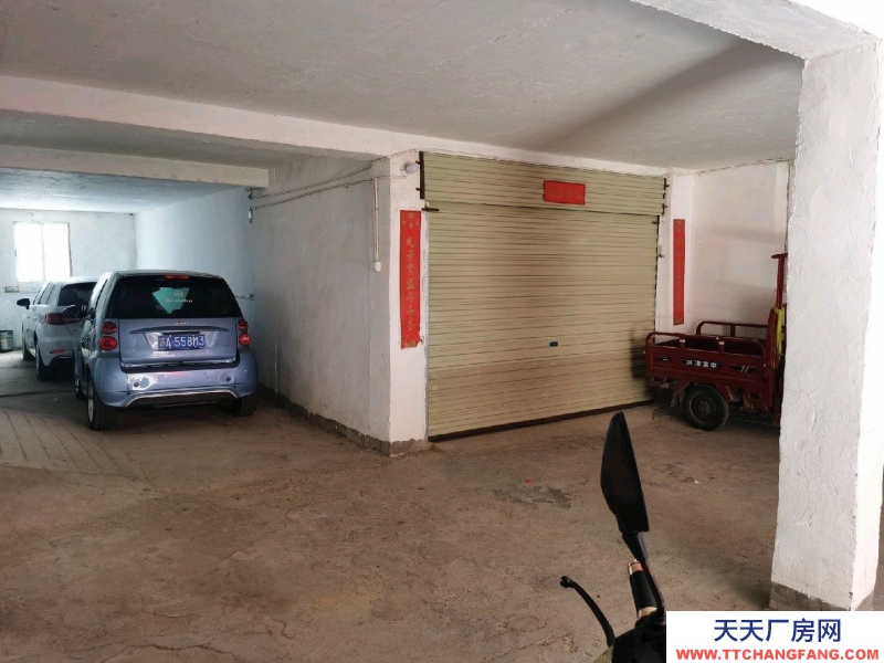 (出租) 南昌東湖區廠房1000平。可分租。進大車，距市中心5車程