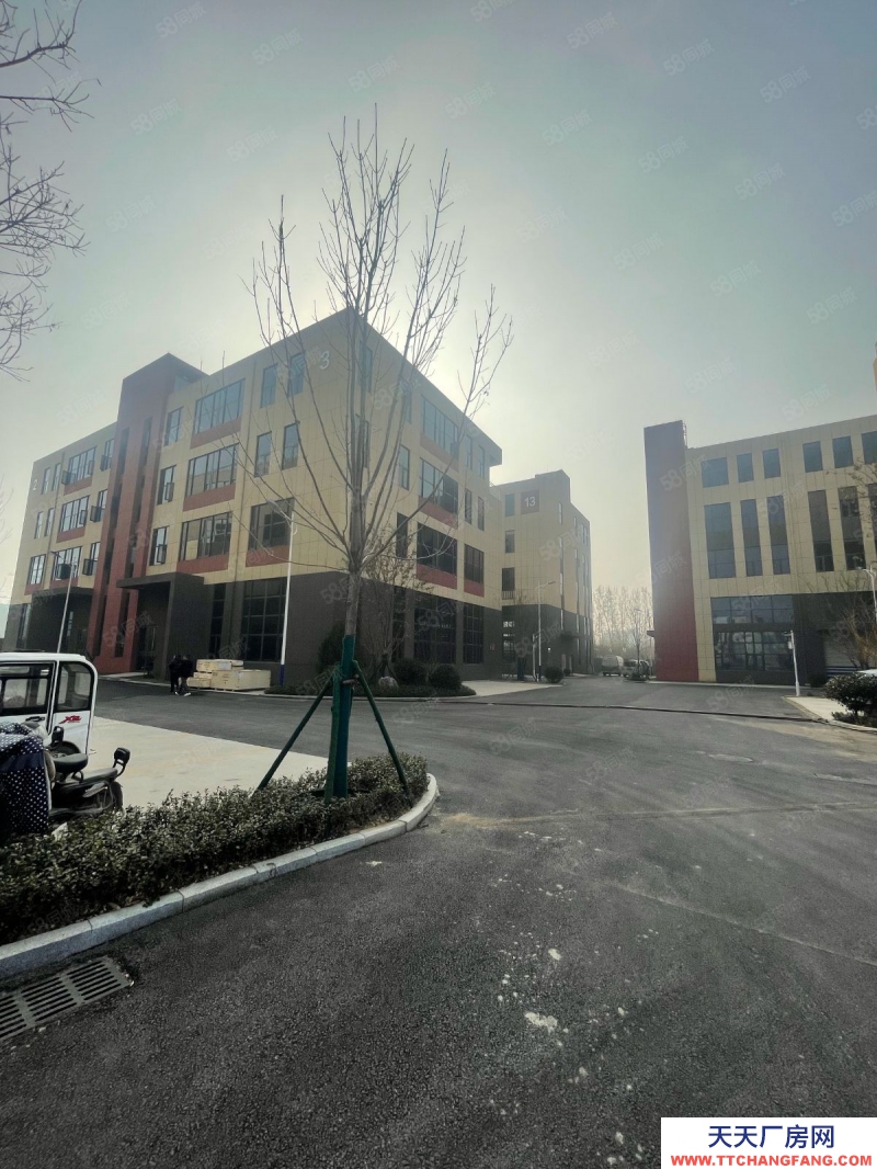 濟(jì)南長清138萬起現(xiàn)房廠房，送露臺，層高4.2米。