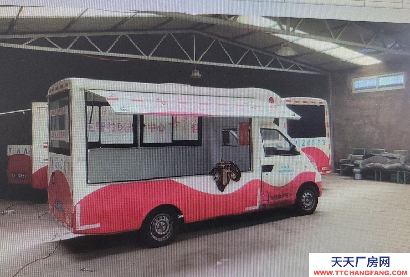 1、800-5000平米左右廠房、倉(cāng)庫(kù)出租 2、辦公室，食堂、生產(chǎn)車間全部配套 3、交通便利 4、可整租也可分租