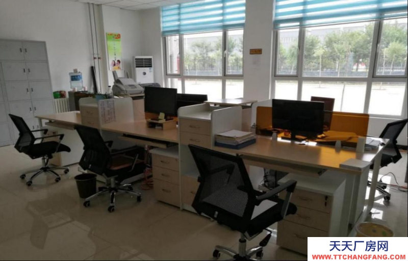 石家莊 行唐 水電齊全，交通方便，有辦公樓，宿舍樓座，生產(chǎn)廠房2座！！