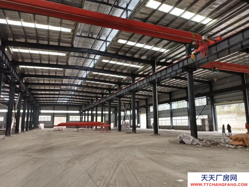 重慶萬州4200平米標(biāo)準(zhǔn)化廠房出租，可用于加工倉儲等。