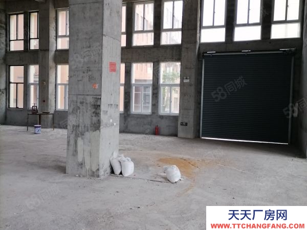 長沙市岳麓區(qū) 500平簡裝廠房出租，開發(fā)直招，開具專票！