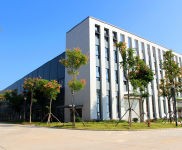 (出售) 武漢漢南單層火車頭結構鋼構廠房出售，檐高12.5m，中間無立柱