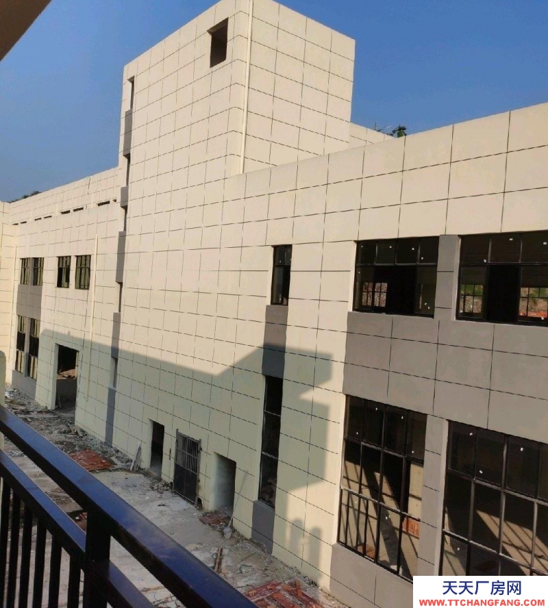 重慶萬州全新廠房，消防設(shè)施完善，低價轉(zhuǎn)讓出售