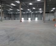 (出租) 武漢漢南標(biāo)準(zhǔn)雙邊高臺庫,大小可隨意分租。花園式廠房