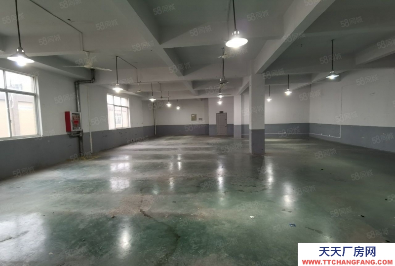 杭州上城(出租) 直租城東新城倉庫330方特價處理，層高4米，后一間得房率高