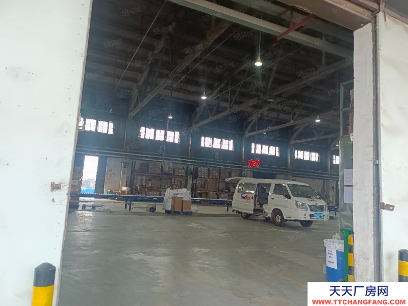 青島市北1500平大面積廠房，地面平整，層高12米，可做體育類