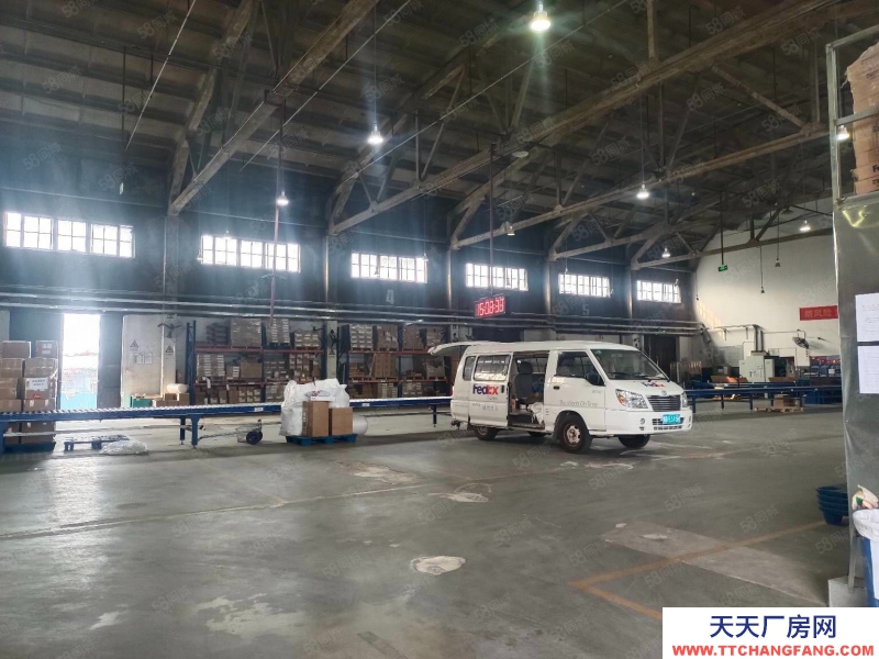 青島市北1500平大面積廠房，地面平整，層高12米，可做體育類