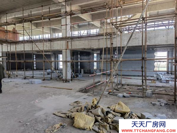 南京市秦淮區(qū)現(xiàn)房交付，花園式獨(dú)棟，生產(chǎn)辦公皆可，兩證齊全。