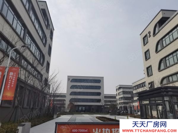 南京市六合 8.1m生產型廠房 長短租 價格面議