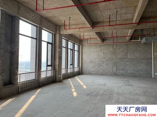 南京市雨花臺區 獨棟1600平標準廠房出售！可掛墻體品牌，50年雙證大產權