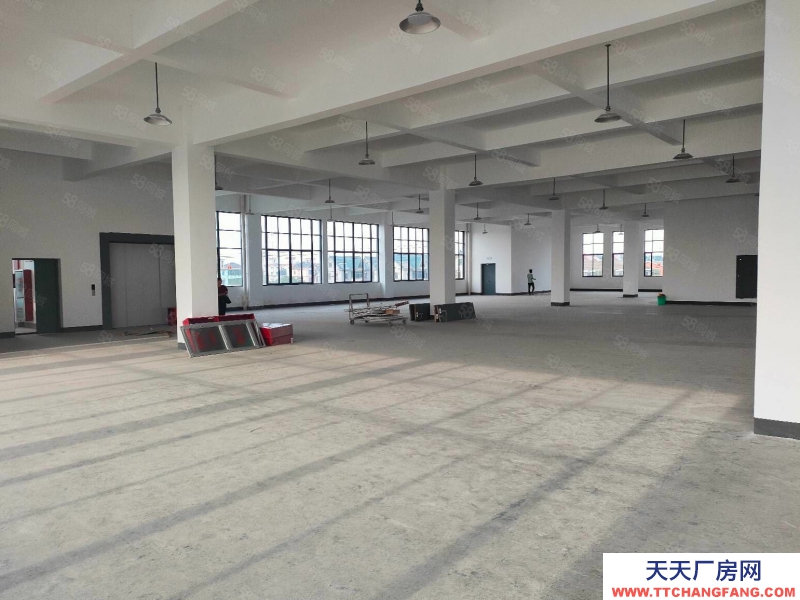 杭州蕭山(出租) 樓上3700方倉庫出租 可分一半 五噸貨梯交通便利價格優惠