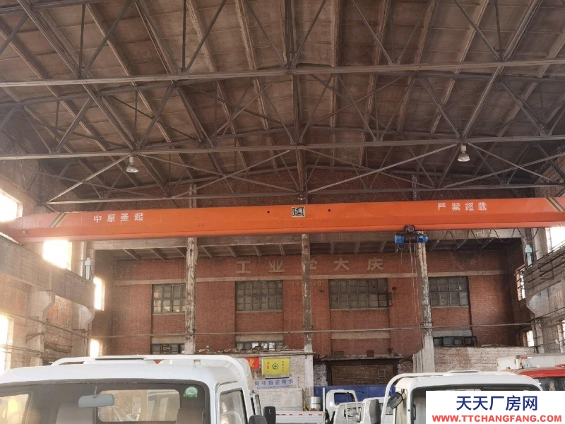 (出租) 磚混結構有5噸吊。照明好，窗戶完整。緊鄰二環有地鐵！