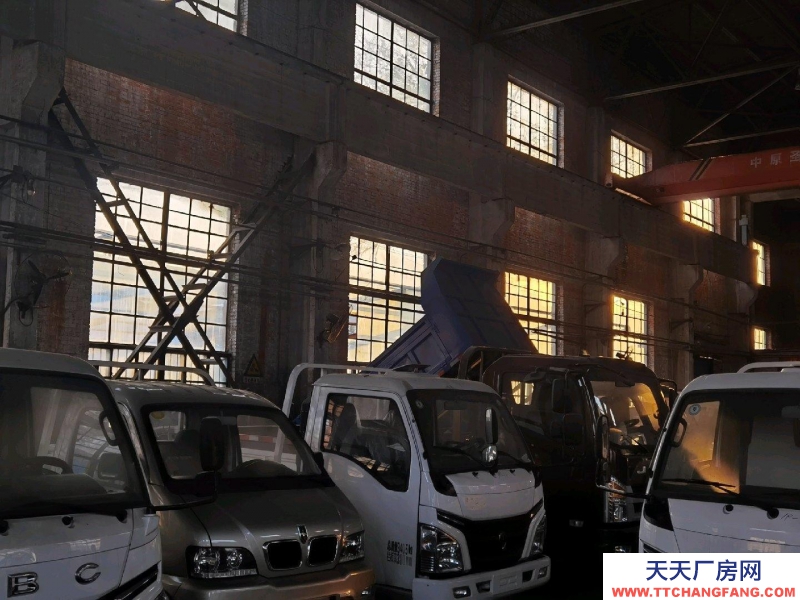 (出租) 磚混結構有5噸吊。照明好，窗戶完整。緊鄰二環有地鐵！