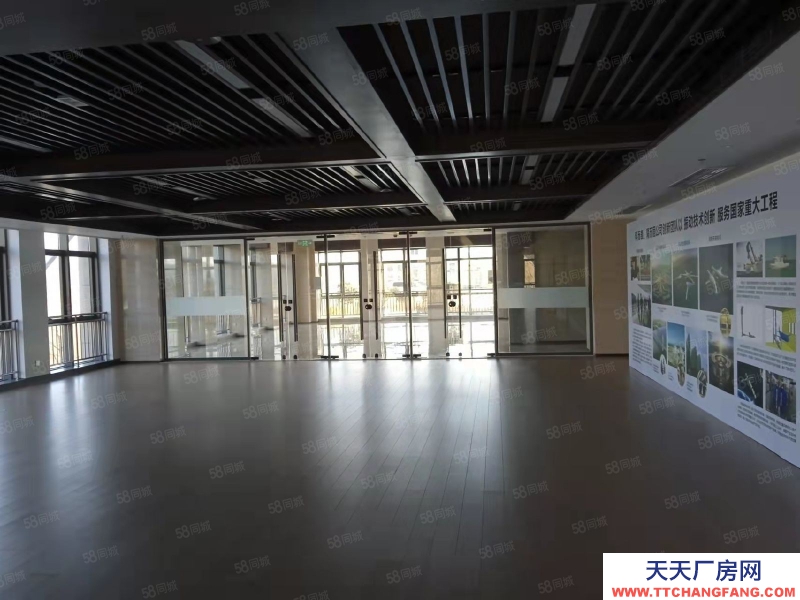 青島嶗山辦公樓現房400平起租售 緊鄰青銀高速 交通便利