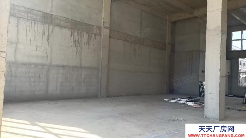 青島李滄3000平標準廠房低價出租出售！非中介