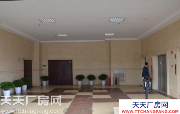 長沙市雨花區(qū)標(biāo)準(zhǔn)廠房辦公樓3000平米出租